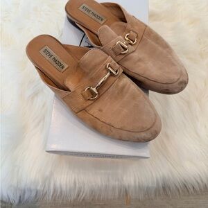Steve Madden Beige Mules with Gold Buckle